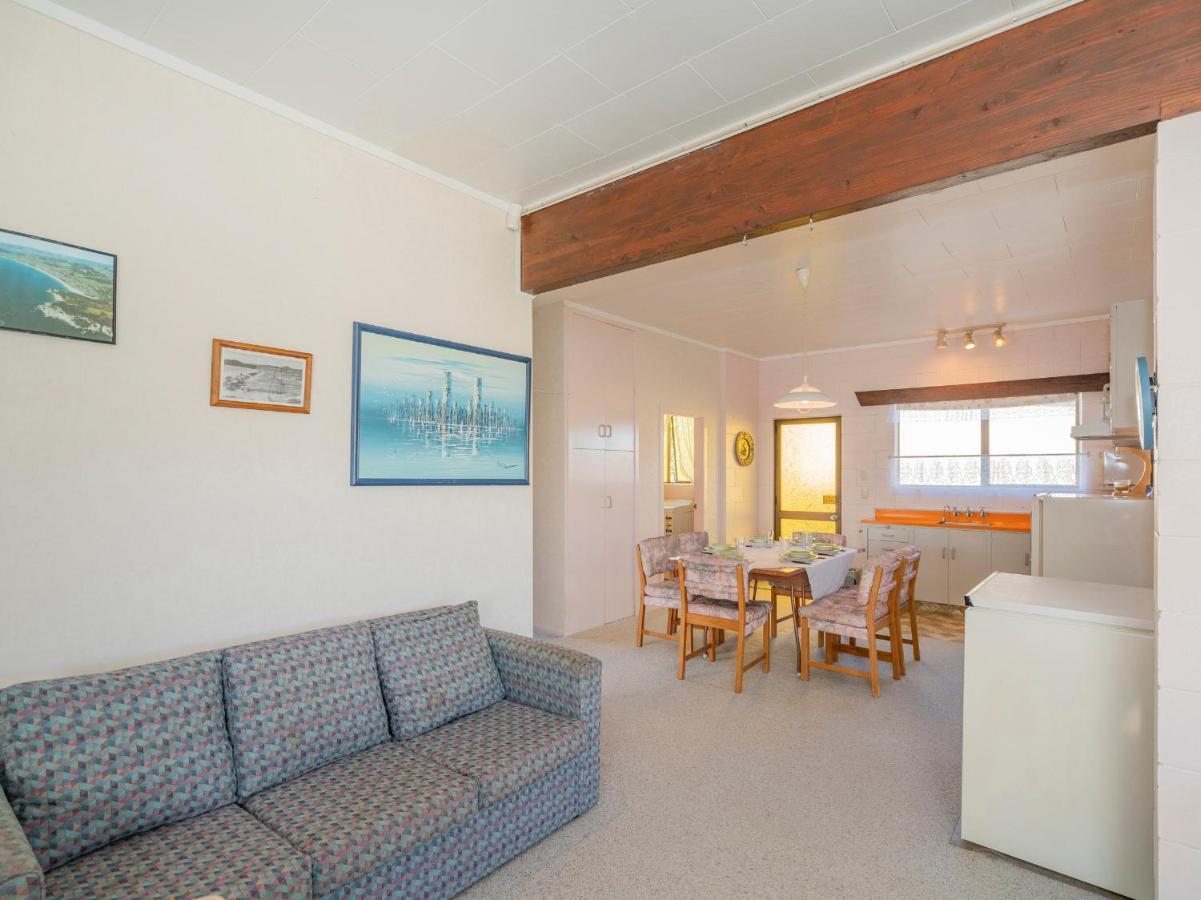 Cosy At Cooks - Cooks Beach Downstairs Unit מראה חיצוני תמונה